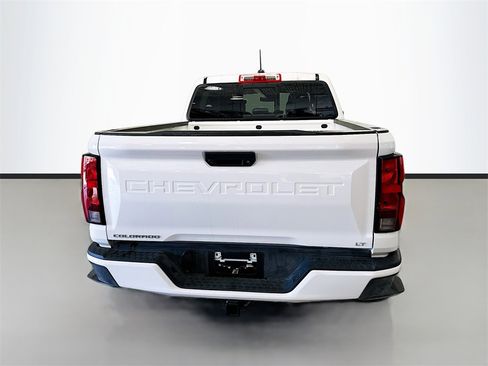 New 2024 Chevrolet Colorado LT w/ LT Convenience Package II image 7