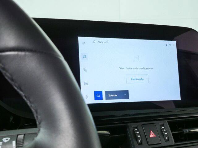 Used 2025 Lexus ES 350 w/ Premium Package FWD image 12