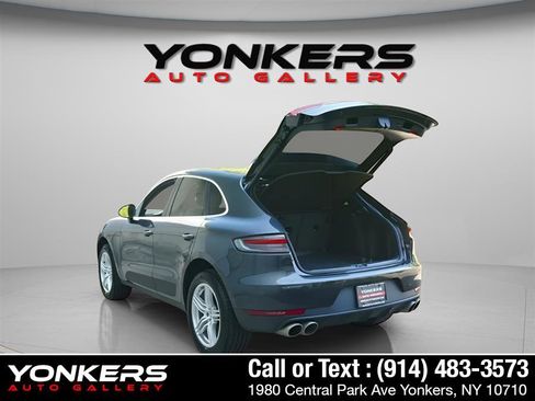 Used 2021 Porsche Macan S image 7