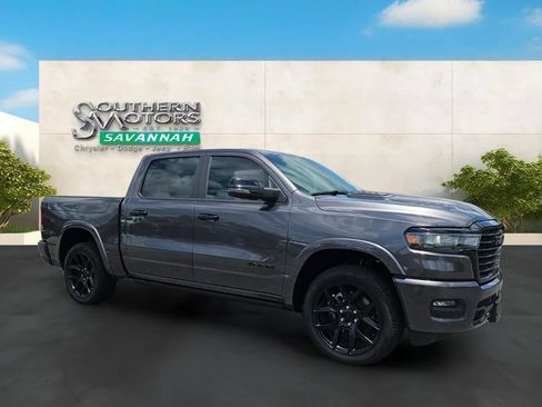 Used 2026 RAM 1500 Laramie w/ Night Edition AWD/4WD image 7