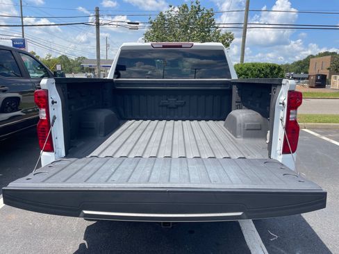 Used 2023 Chevrolet Silverado 1500 LT w/ Protection Package RWD image 14