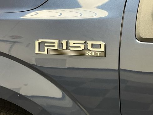 Used 2019 Ford F150 XLT w/ Equipment Group 302A Luxury AWD/4WD image 32