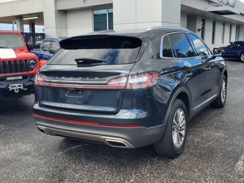 Used 2022 Lincoln Nautilus Reserve image 7