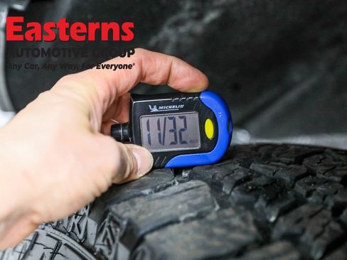 Used 2024 Chevrolet Silverado 1500 LT w/ Protection Package RWD image 27