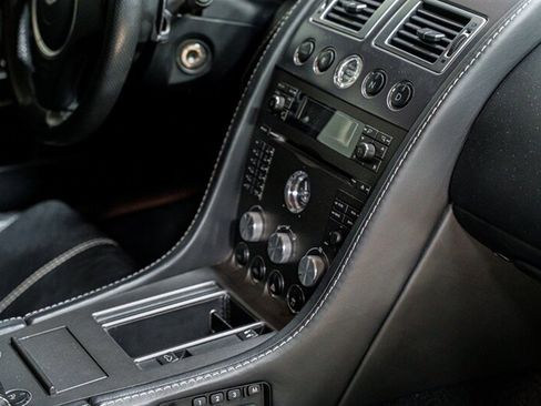 Used 2008 Aston Martin V8 Vantage Roadster RWD image 30
