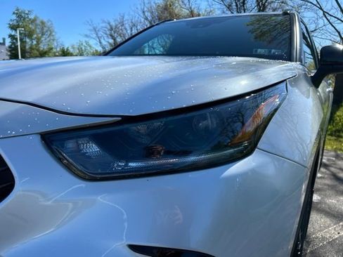 Used 2023 Toyota Highlander XSE FWD image 38