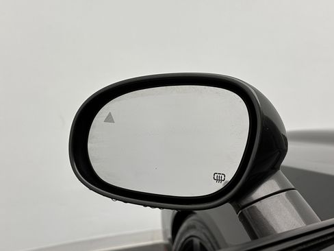 Used 2020 Dodge Challenger SRT Hellcat w/ Plus Package image 17