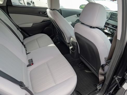 Used 2023 Hyundai Kona SEL AWD/4WD image 28