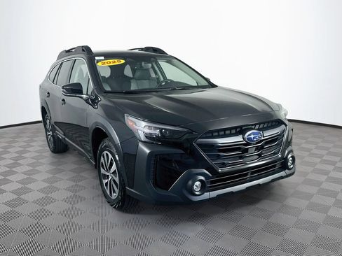 Certified 2025 Subaru Outback Premium AWD/4WD image 2
