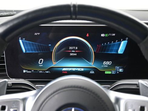 Used 2022 Mercedes-Benz GLE 63 AMG S image 9