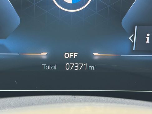 Used 2025 BMW X3 xDrive30i w/ Premium Package image 35