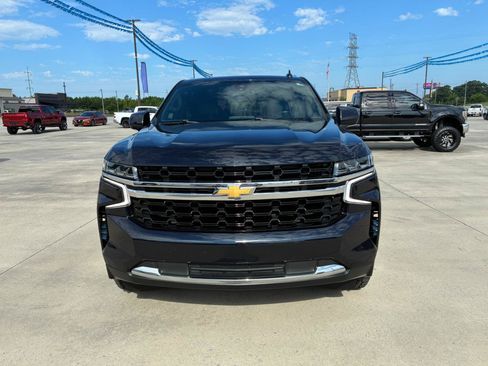 Used 2021 Chevrolet Tahoe LS RWD image 3