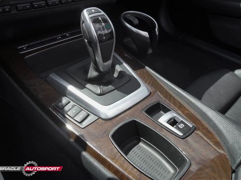 Used 2011 BMW Z4 sDrive35i image 39