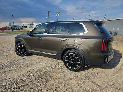 Used 2023 Kia Telluride SX X-Pro image 7