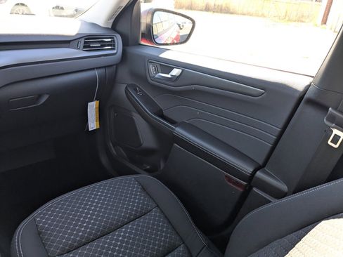 New 2026 Ford Escape Active w/ Active Premium Tech Pack FWD image 15