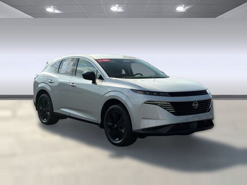 Certified 2025 Nissan Murano SV AWD/4WD image 11