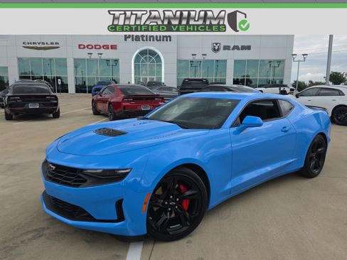 Used 2023 Chevrolet Camaro LT w/ Technology Package RWD image 1