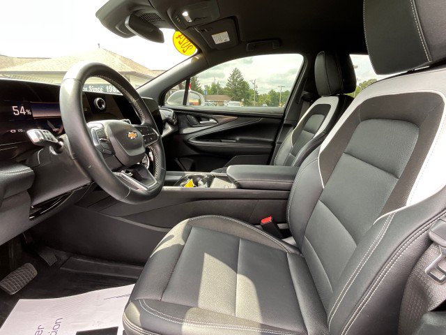 Used 2024 Chevrolet Blazer EV LT AWD/4WD image 23
