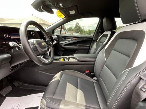 Used 2024 Chevrolet Blazer EV LT AWD/4WD image 23