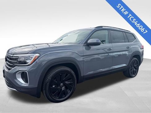 New 2026 Volkswagen Atlas SE image 3