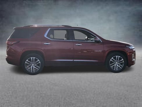 Used 2023 Chevrolet Traverse High Country AWD/4WD image 10