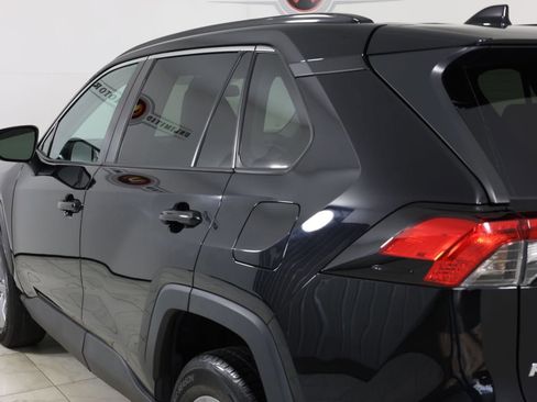 Used 2022 Toyota RAV4 XLE image 42