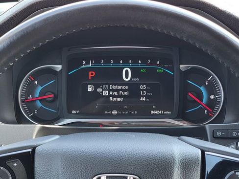 Used 2022 Honda Pilot Touring image 32