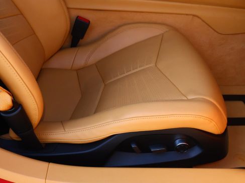 Used 2023 Chevrolet Corvette Stingray Premium Cpe w/ Z51 Performance Package RWD image 18