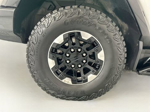 Used 2023 GMC Hummer EV Edition 1 AWD/4WD image 32