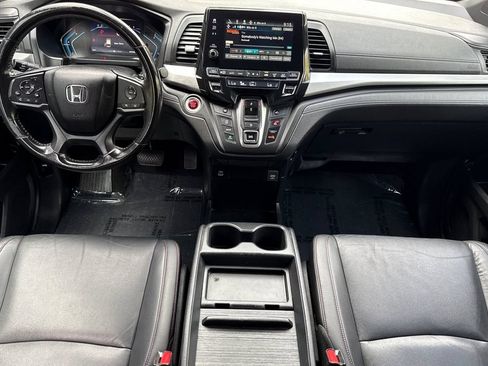 Used 2023 Honda Odyssey Sport image 9