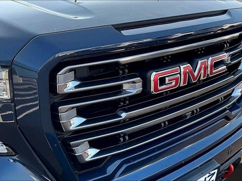 Used 2020 GMC Sierra 1500 AT4 w/ AT4 Premium Package AWD/4WD image 27