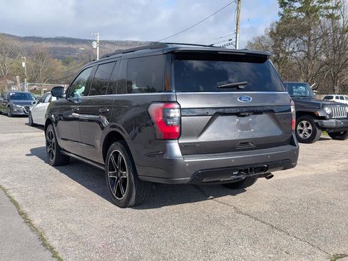 Used 2019 Ford Expedition Limited w/ Equipment Group 303A image 3