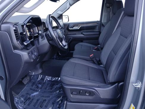 Used 2025 Chevrolet Silverado 1500 LT RWD image 19