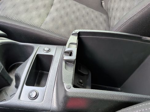 Used 2020 Nissan Rogue Sport SV FWD image 20