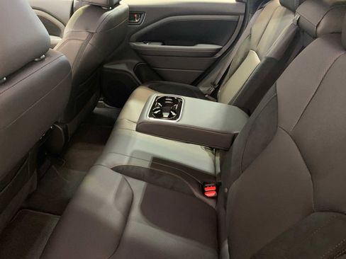 New 2025 Subaru Forester Touring image 5