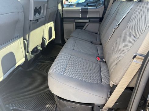 Used 2016 Ford F150 XLT image 10