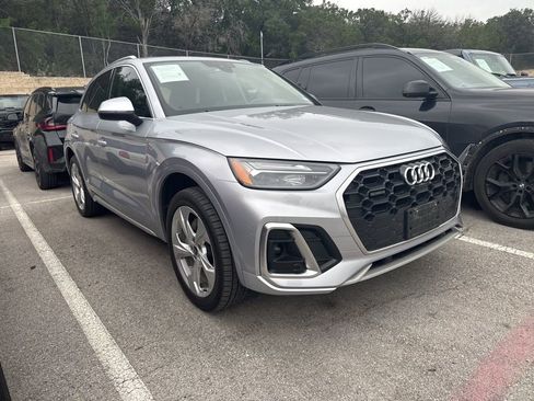 Used 2023 Audi Q5 2.0T Premium Plus AWD/4WD image 2