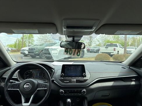 Used 2022 Nissan Altima 2.5 SR image 7