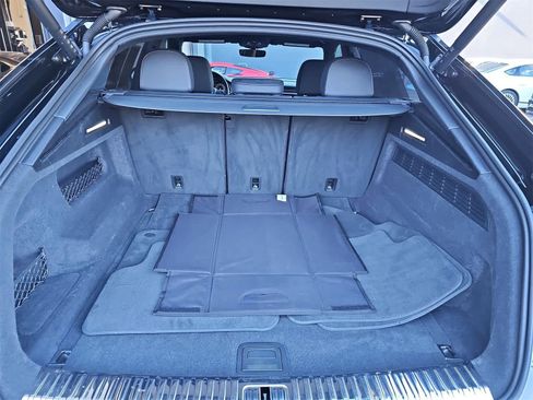 Used 2025 Audi Q8 Premium Plus image 23