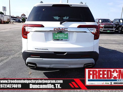 Used 2023 GMC Acadia SLT FWD image 4
