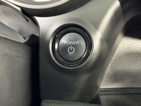 Used 2025 Toyota Sienna XSE w/ XSE Plus Package image 22