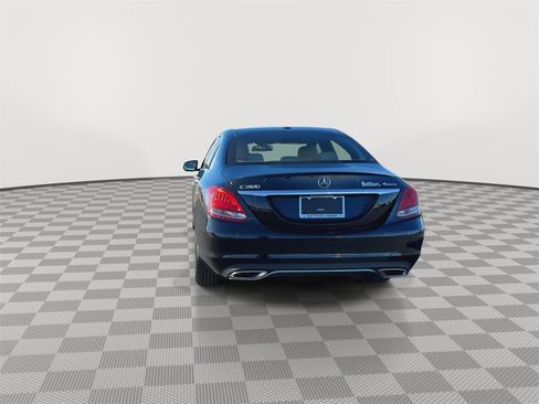Used 2018 Mercedes-Benz C 300 4MATIC Sedan image 7