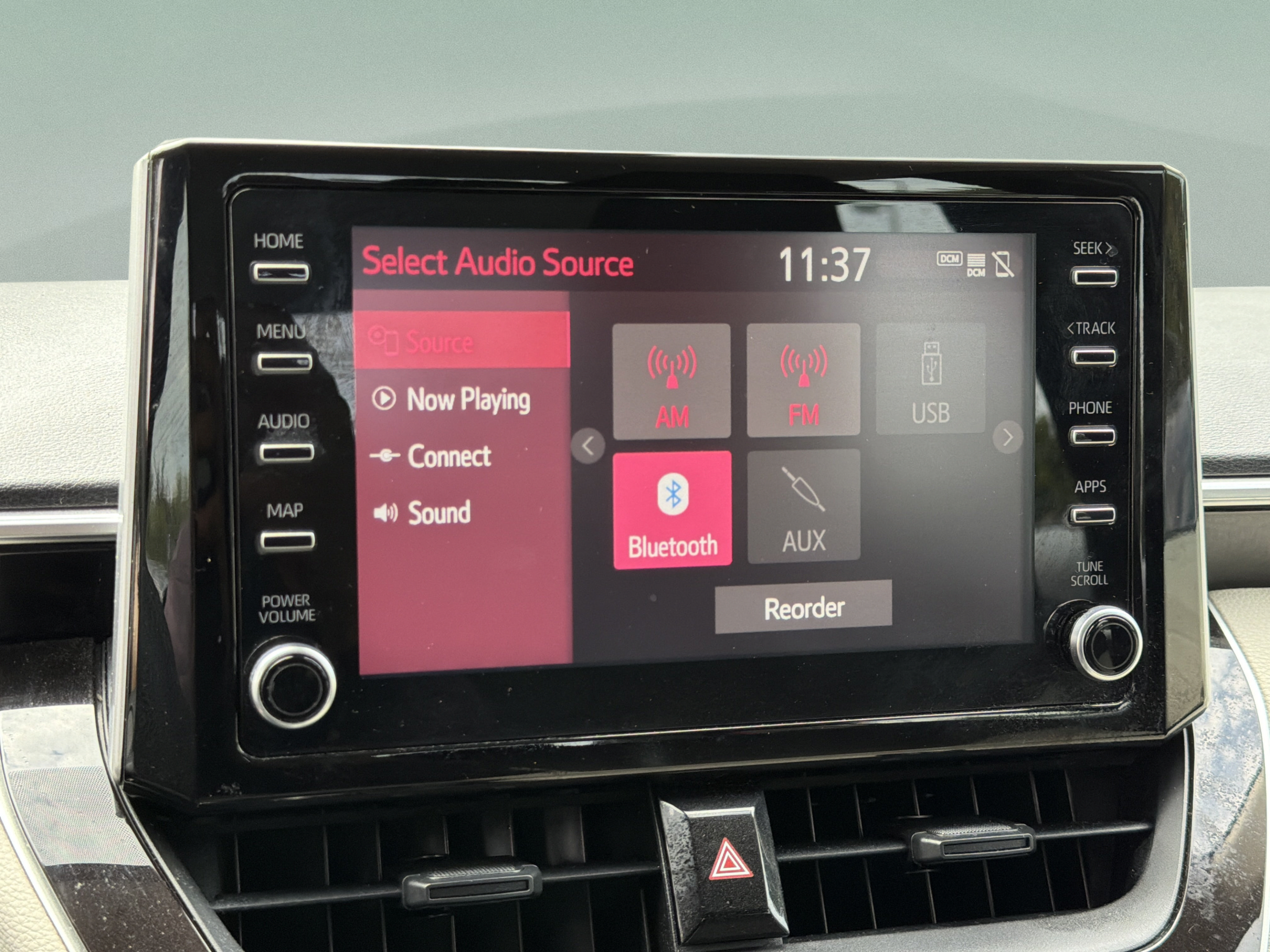 Used 2020 Toyota Corolla LE FWD image 27