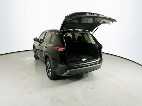 Used 2023 Nissan Rogue SV FWD image 24