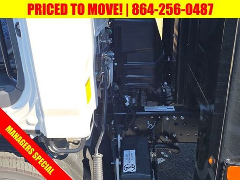 New 2025 Chevrolet Low Cab Forward image 33