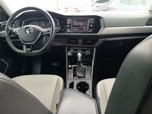 Used 2020 Volkswagen Jetta S image 12