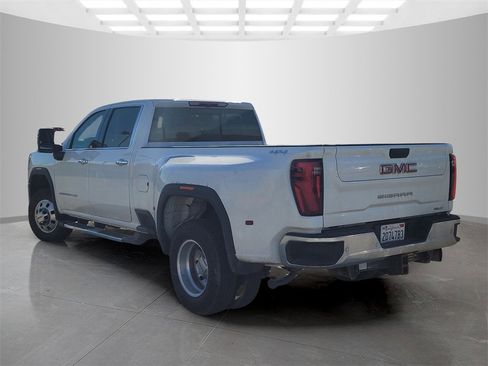 Used 2024 GMC Sierra 3500 SLT w/ SLT Premium Package image 7