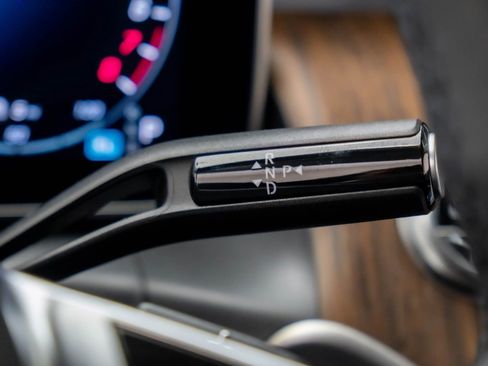 New 2025 Mercedes-Benz GLC 350e 4MATIC image 24