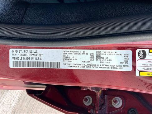 Used 2023 RAM 1500 Laramie AWD/4WD image 32