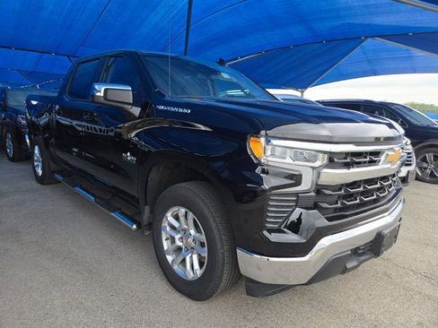 Certified 2025 Chevrolet Silverado 1500 LT RWD image 2